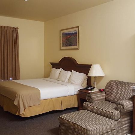 Reddy Hotel Plainview Esterno foto