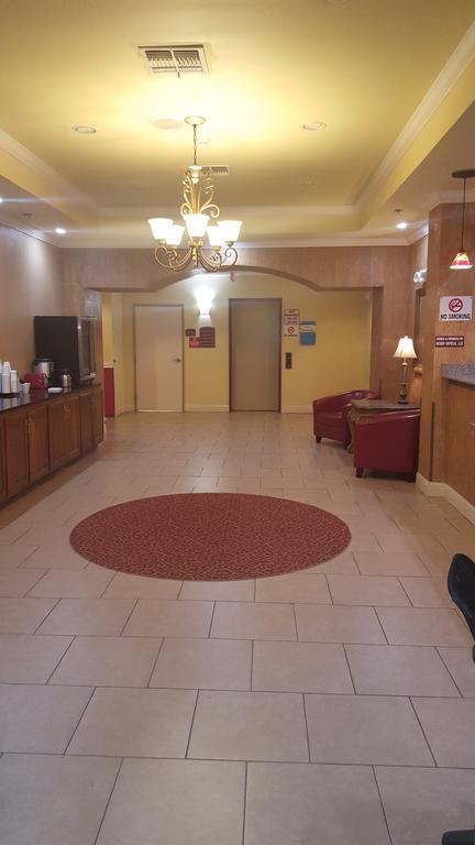 Reddy Hotel Plainview Esterno foto